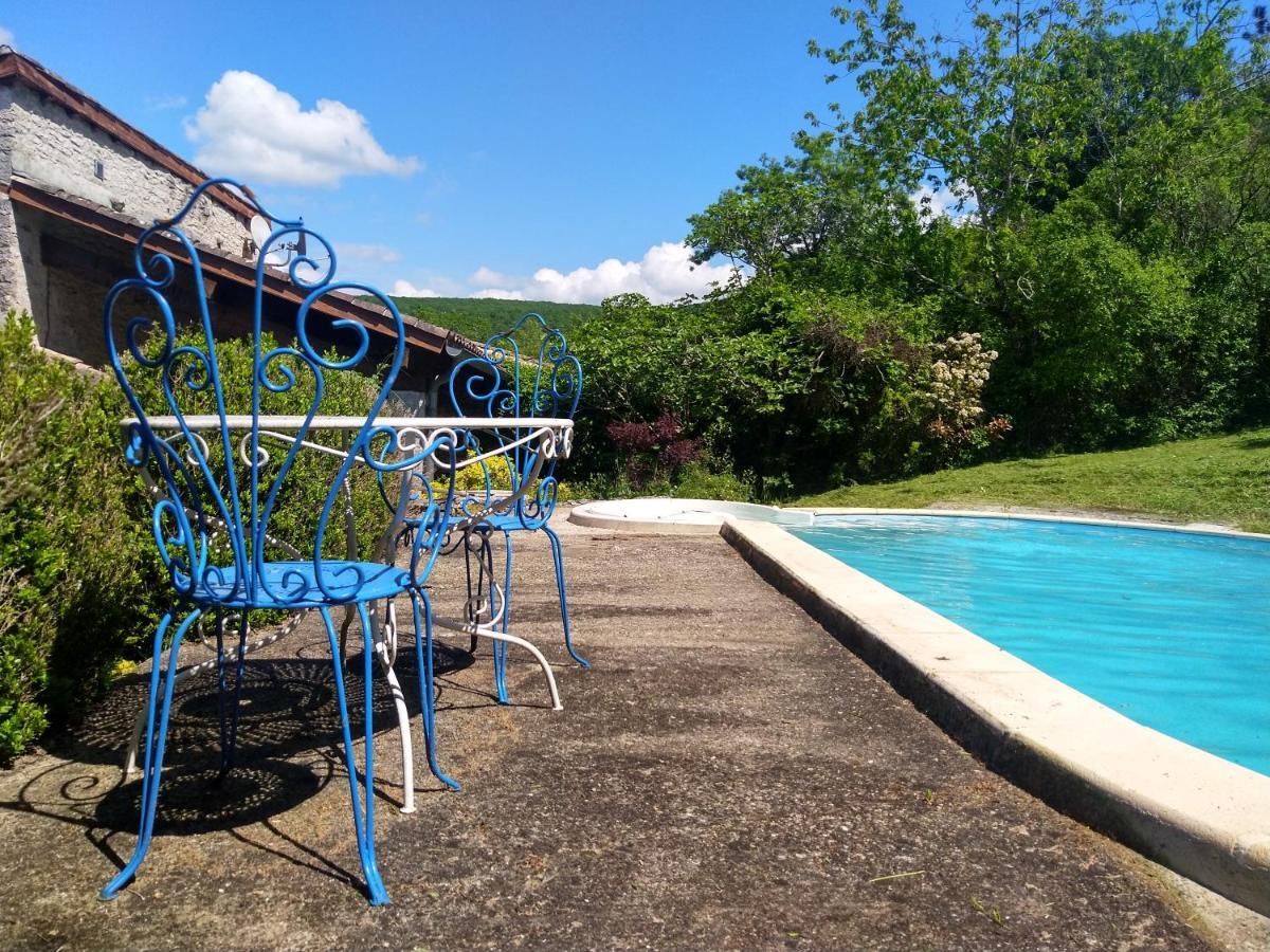 Magnifique En Pierres 6 Personnes - Piscine Et Cheminée - *
